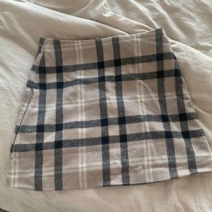 Artizia Wilfred Cashmere & Wool blend mini skirt